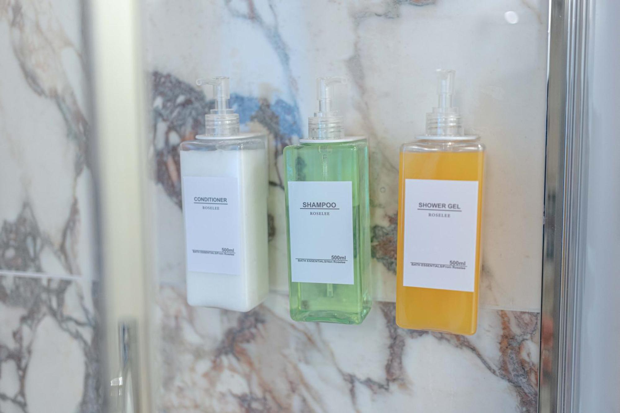Brera Luxury Apt Milan Bagian luar foto
