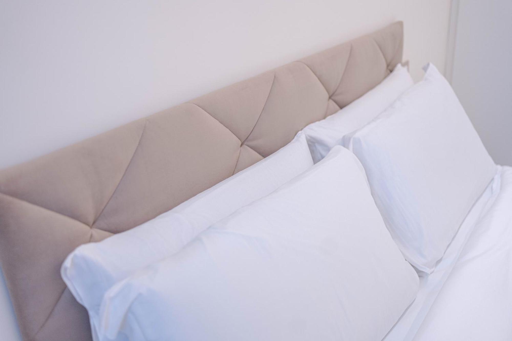 Brera Luxury Apt Milan Bagian luar foto