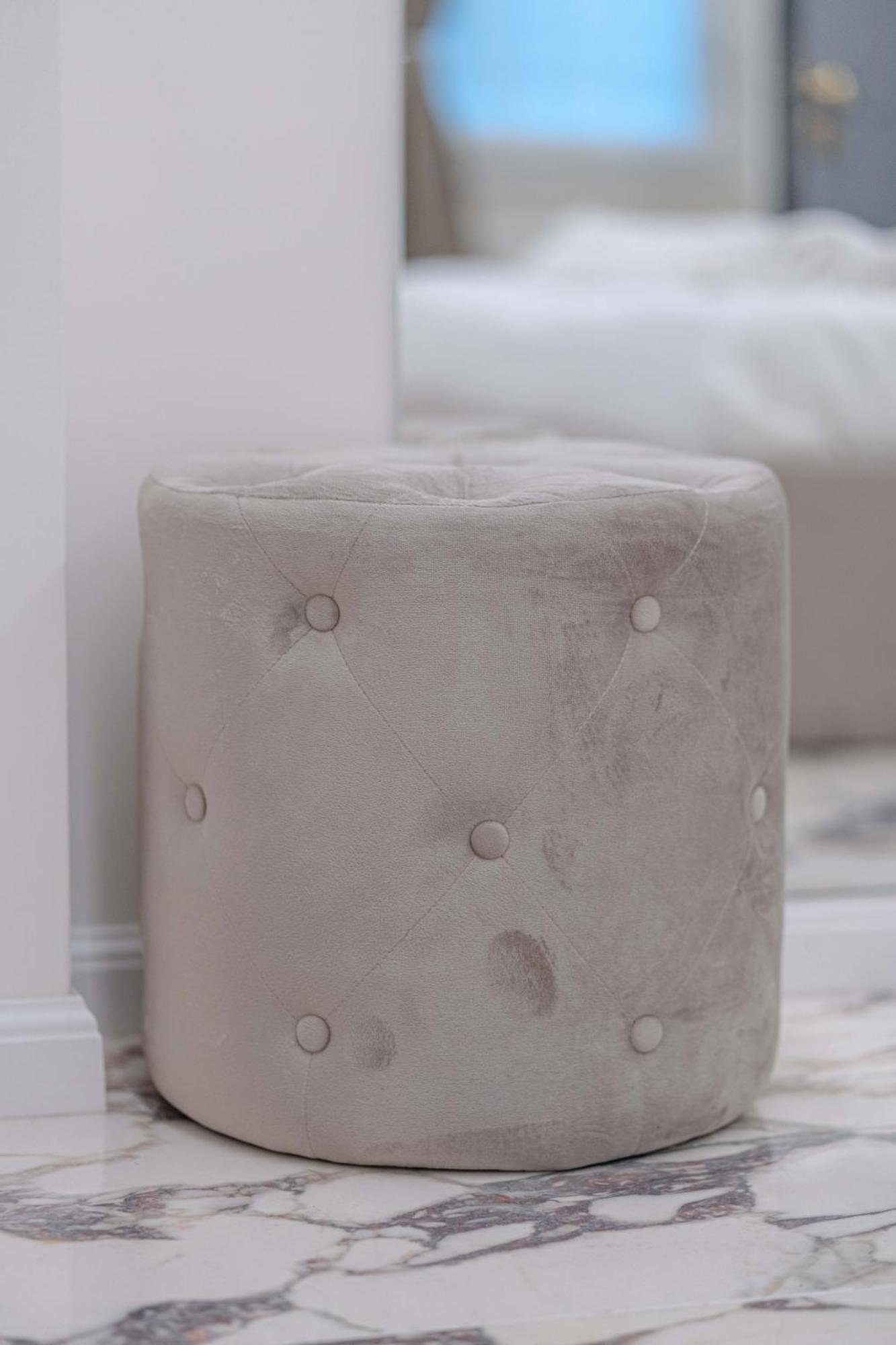 Brera Luxury Apt Milan Bagian luar foto